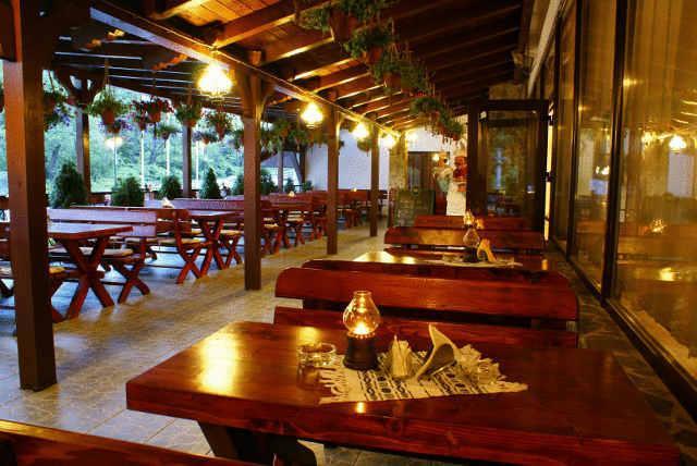 Hotel Fantanita Haiducului Bradu  المظهر الخارجي الصورة